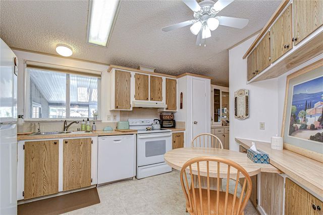 4843 BLANCO DRIVE, Zephyrhills, FL 33541