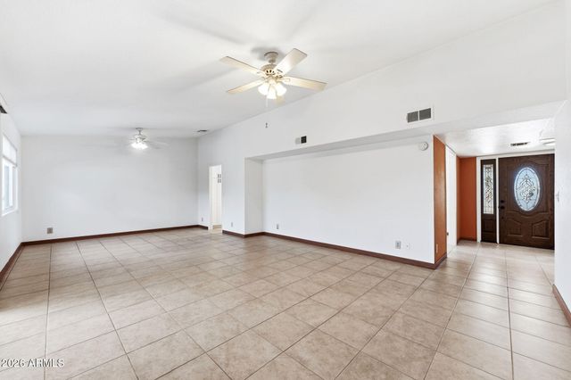 1026 LEISURE WORLD --, Mesa, AZ 85206