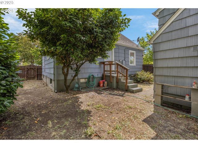 1391 W 5TH Ave, Eugene, OR 97402