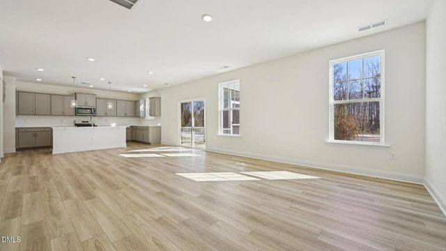 853 Old Station Pointe, Angier, NC 27501