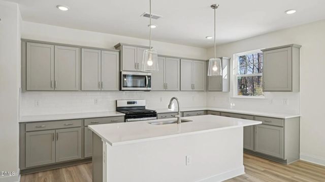 853 Old Station Pointe, Angier, NC 27501