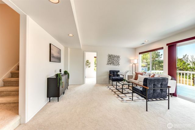 7500 76th Place NE, Marysville, WA 98270