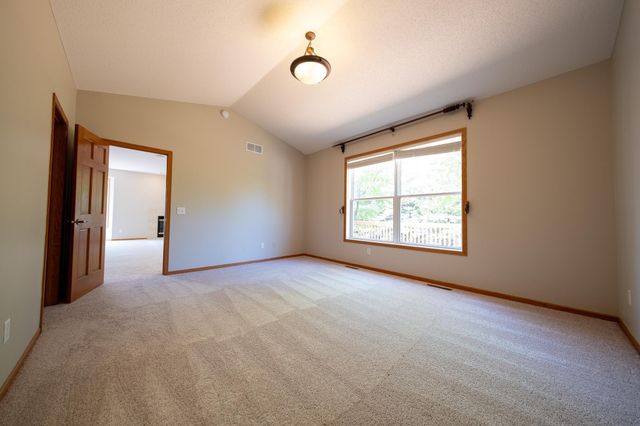 17461 Haralson Drive, Eden Prairie, MN 55347