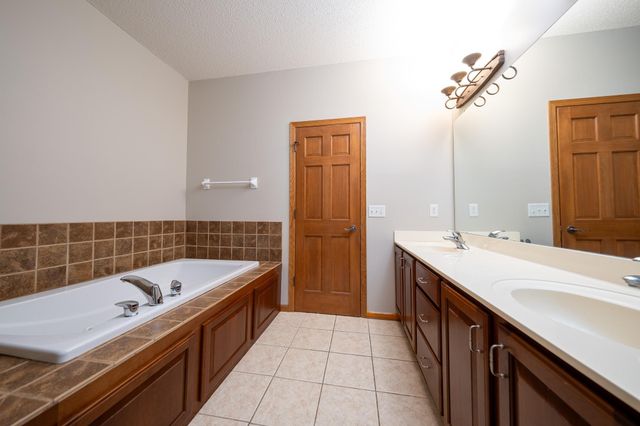 17461 Haralson Drive, Eden Prairie, MN 55347