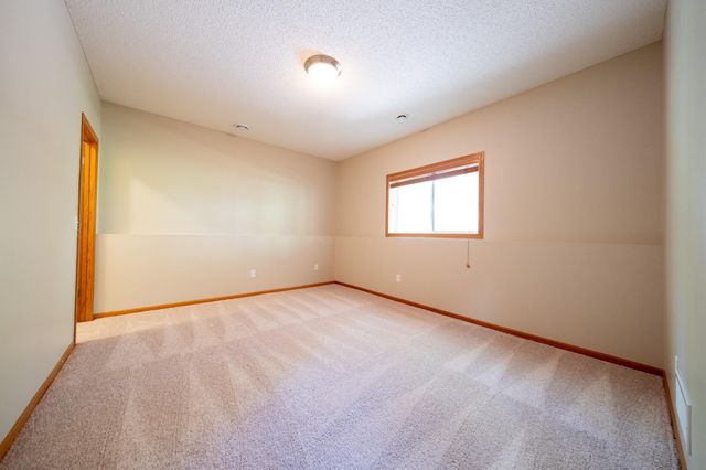 17461 Haralson Drive, Eden Prairie, MN 55347