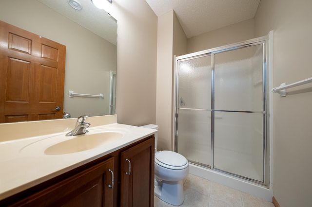 17461 Haralson Drive, Eden Prairie, MN 55347