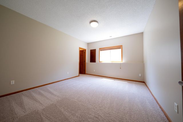 17461 Haralson Drive, Eden Prairie, MN 55347