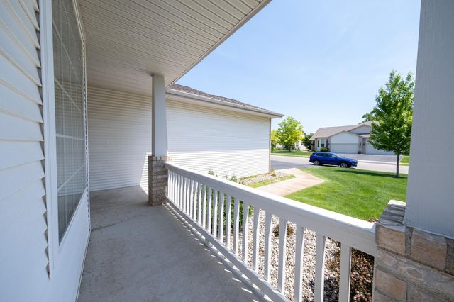 17461 Haralson Drive, Eden Prairie, MN 55347
