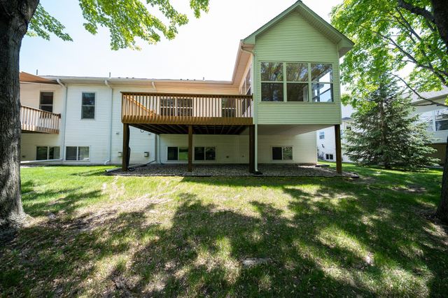 17461 Haralson Drive, Eden Prairie, MN 55347