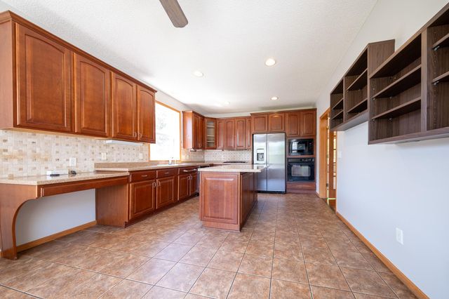 17461 Haralson Drive, Eden Prairie, MN 55347