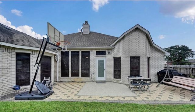 9903 Edgewood Manor Court, Tomball, TX 77375