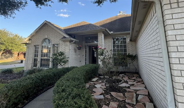 9903 Edgewood Manor Court, Tomball, TX 77375
