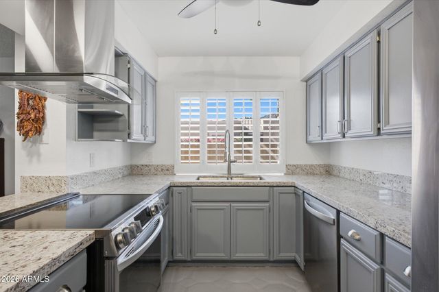 1001 E BECKER Lane, Phoenix, AZ 85020