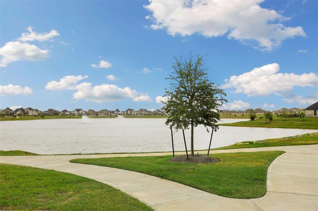 19227 Seabiscuit Stable Trail, Tomball, TX 77377