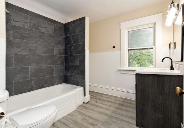 1838 Capitol Avenue, Des Moines, IA 50316