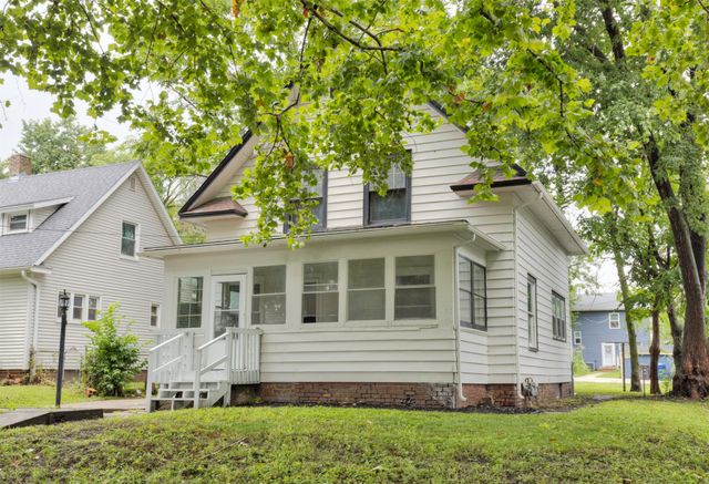 1838 Capitol Avenue, Des Moines, IA 50316