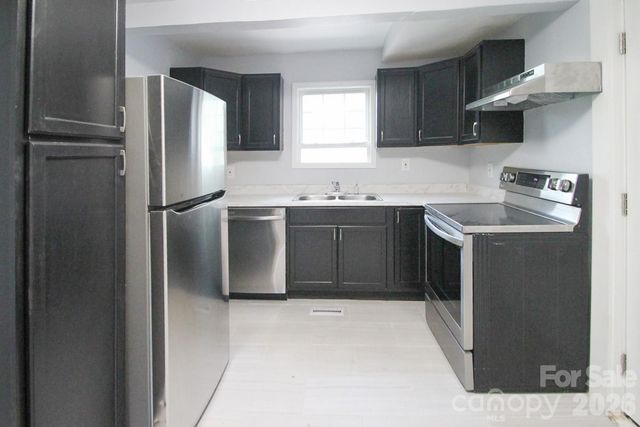 107 Pine Street, Chester, SC 29706