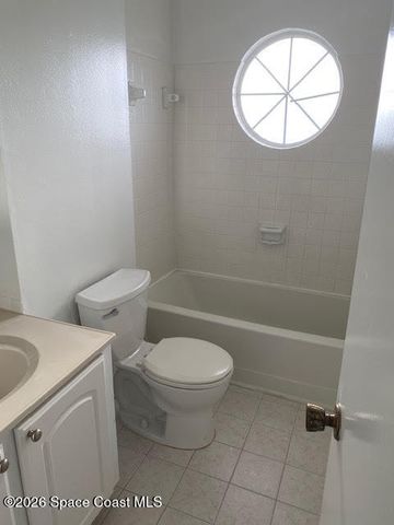 1475 Malibu Circle NE 105, Palm Bay, FL 32905