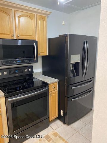 1475 Malibu Circle NE 105, Palm Bay, FL 32905