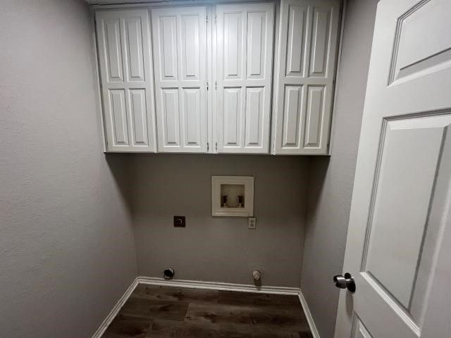 934 Robinwood Drive, Arlington, TX 76017