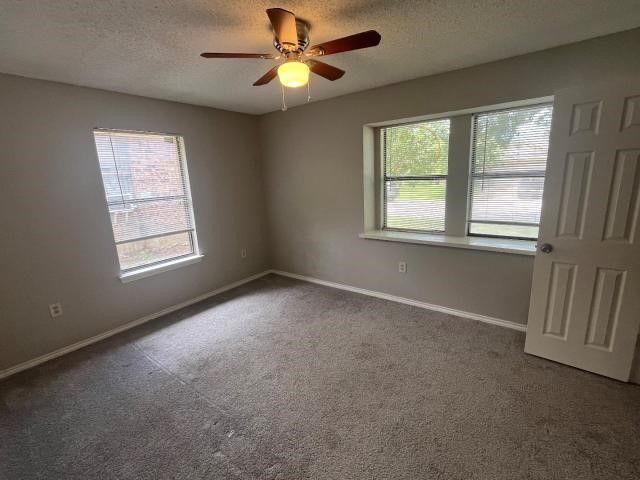 934 Robinwood Drive, Arlington, TX 76017