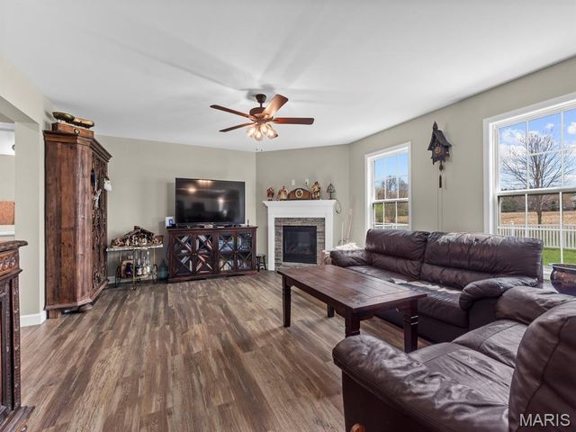 3526 Chippewa Drive, Shiloh, IL 62221