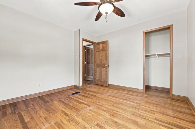 1023 County Line Road, Des Moines, IA 50320