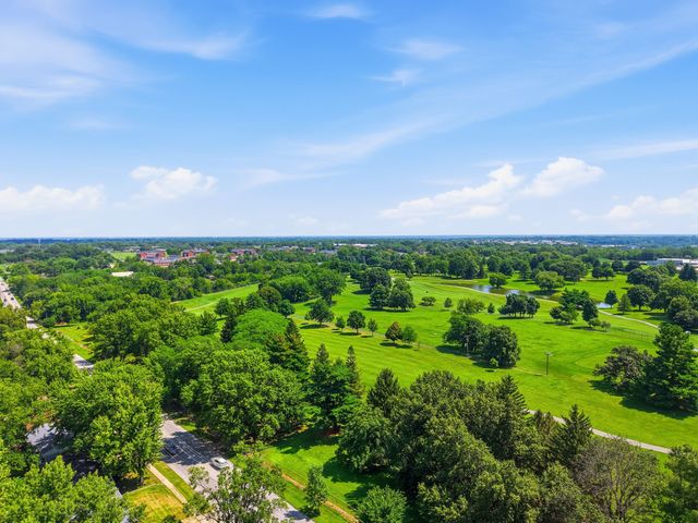 1023 County Line Road, Des Moines, IA 50320