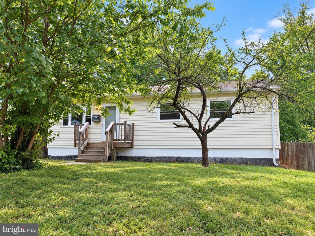 1461 CALIFORNIA ST, Woodbridge, VA 22191