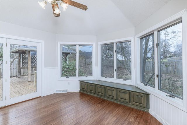 4520 E BRIDGEWOOD DR, Columbia, MO 65203