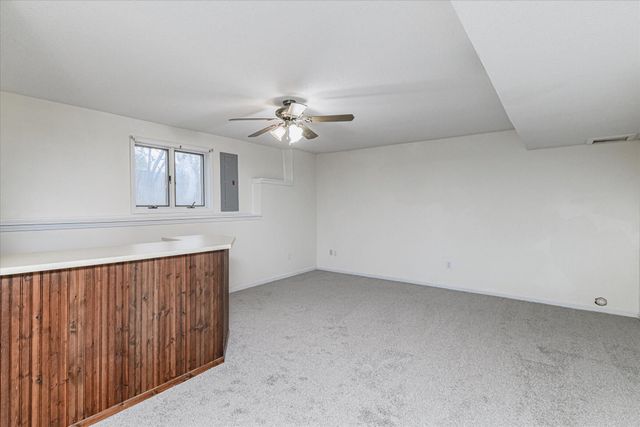 4520 E BRIDGEWOOD DR, Columbia, MO 65203