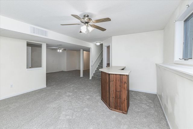 4520 E BRIDGEWOOD DR, Columbia, MO 65203