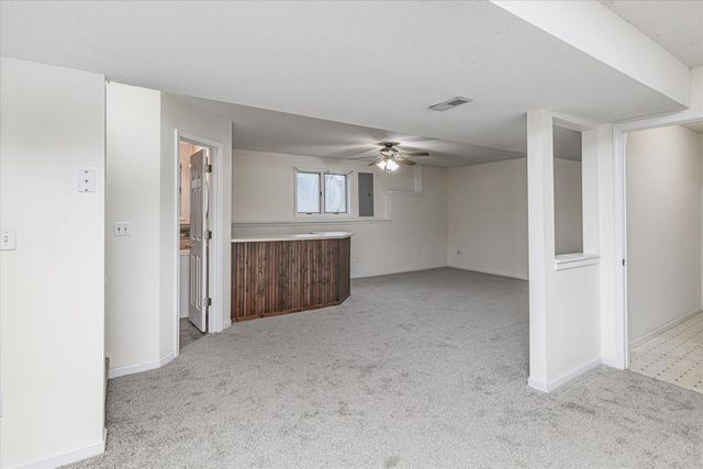 4520 E BRIDGEWOOD DR, Columbia, MO 65203