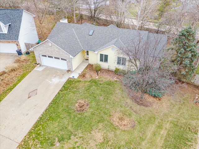 4520 E BRIDGEWOOD DR, Columbia, MO 65203