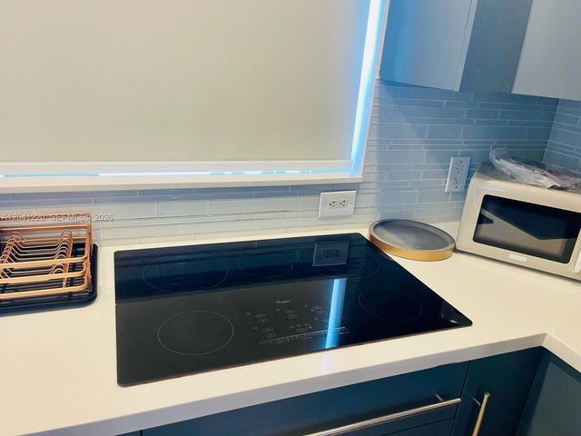 338 Roosevelt Street 1001, Hollywood, FL 33019