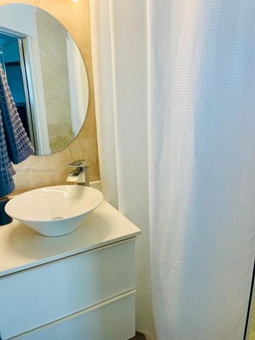 338 Roosevelt Street 1001, Hollywood, FL 33019