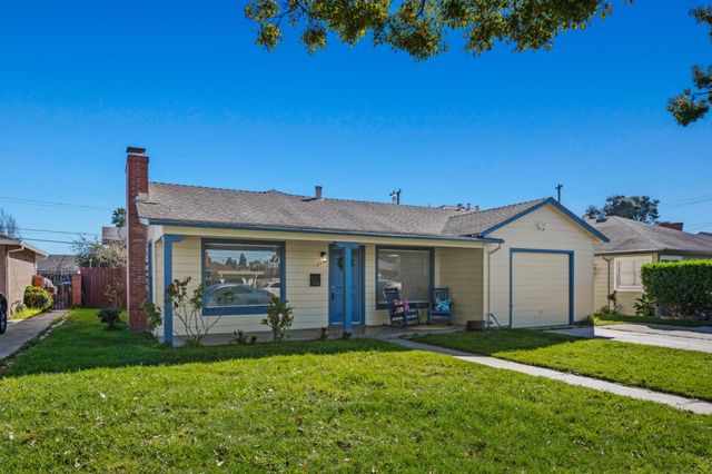 208 Diablo Drive, Salinas, CA 93906