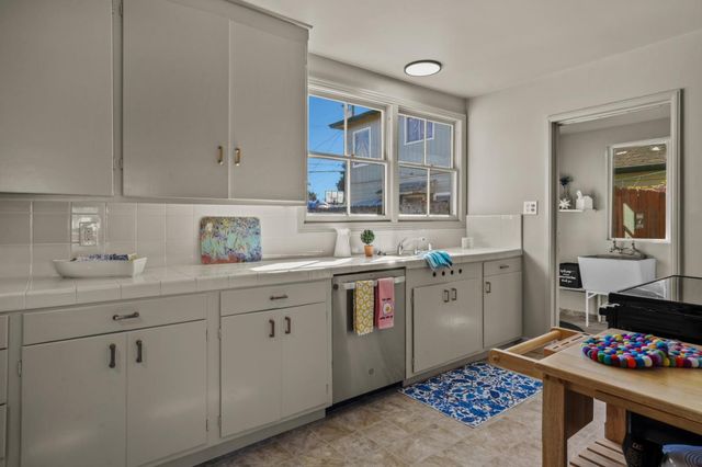 208 Diablo Drive, Salinas, CA 93906