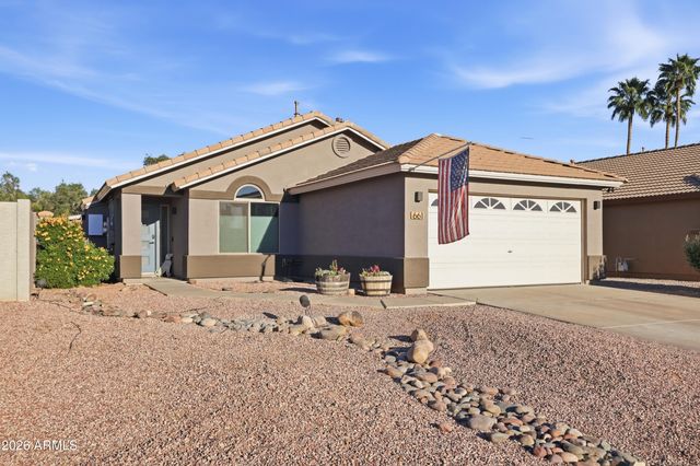 661 N JOSHUA TREE Lane, Gilbert, AZ 85234
