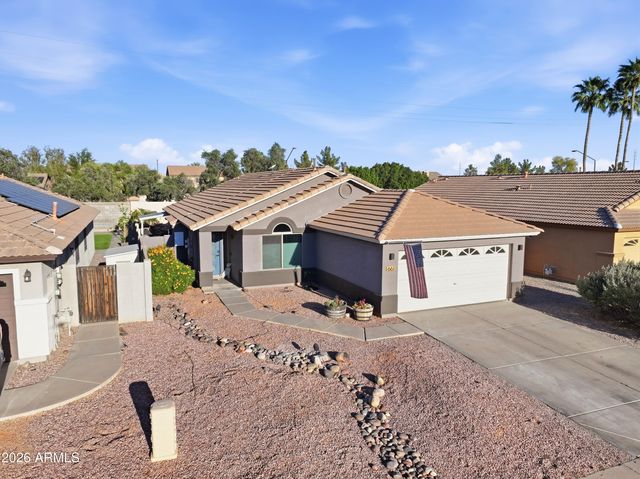 661 N JOSHUA TREE Lane, Gilbert, AZ 85234