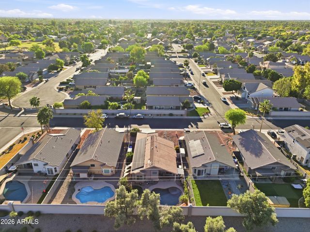 661 N JOSHUA TREE Lane, Gilbert, AZ 85234