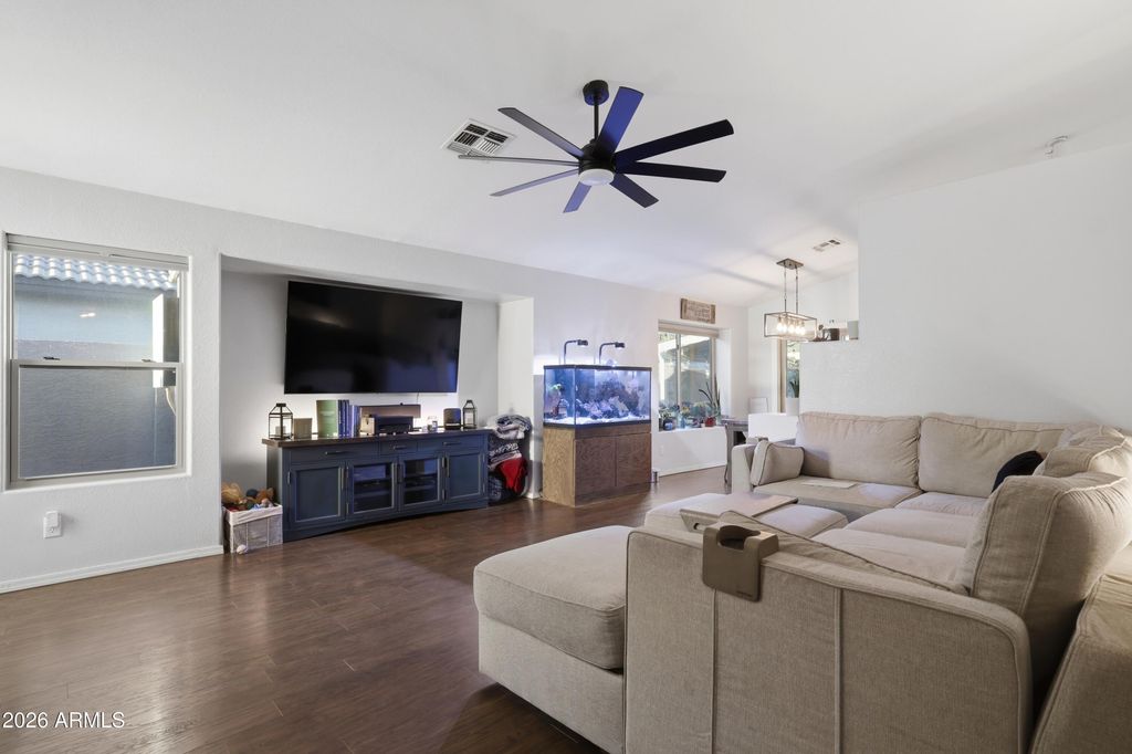 661 N JOSHUA TREE Lane, Gilbert, AZ 85234 — photo 5