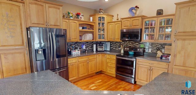 217 Hickory St Street, Brookings, SD 57006