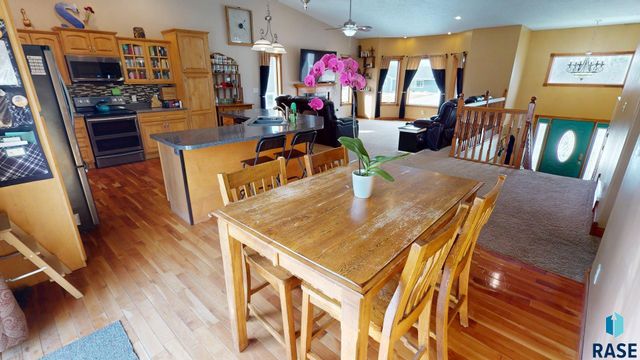 217 Hickory St Street, Brookings, SD 57006