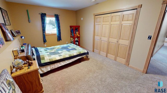 217 Hickory St Street, Brookings, SD 57006