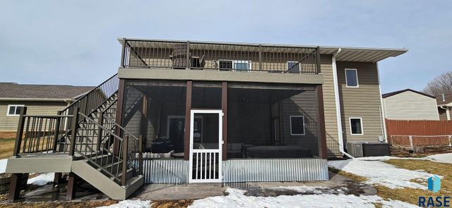 217 Hickory St Street, Brookings, SD 57006