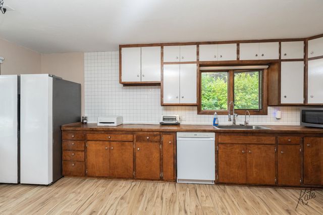 506 SPRUCEWOOD ROAD, Fairbanks, AK 99709