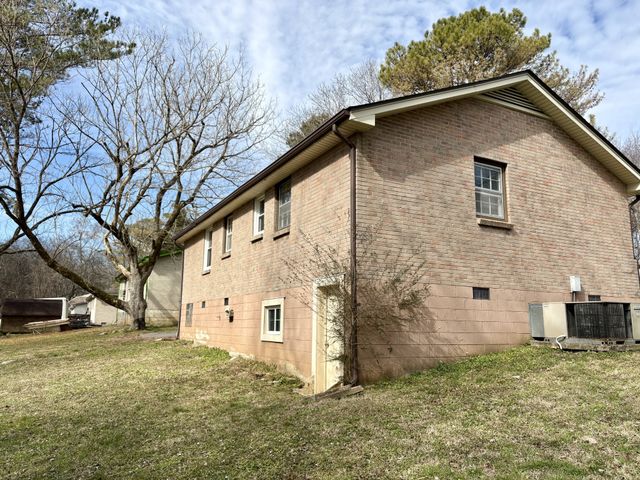 107 Rainbow Cir, Columbia, TN 38401