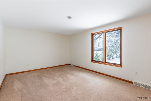 4075 Ransom Road, Clarence, NY 14031