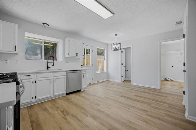 11000 Mortons Crossing, Alpharetta, GA 30022